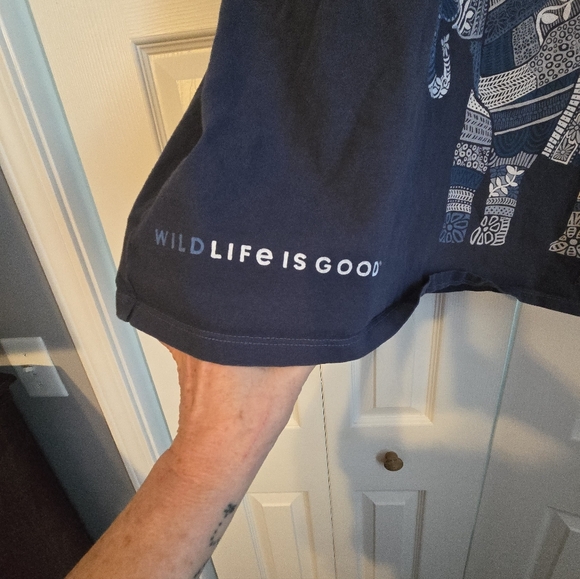 Life Is Good Dark Blue Elephant Tee - Picture 4 of 5